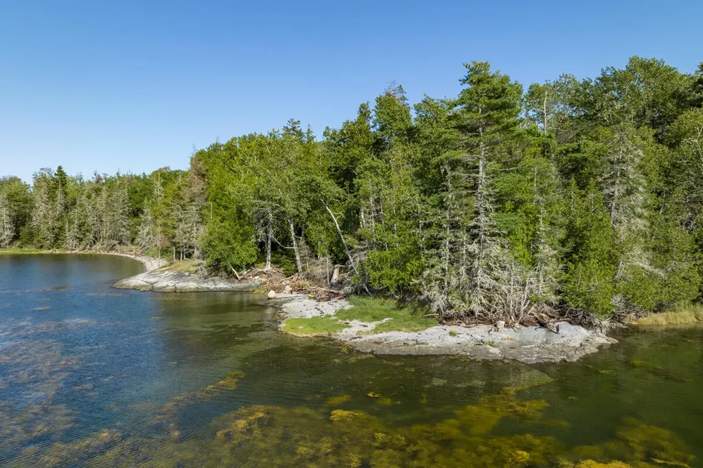 226 Reach Road Deer Isle ME 04627