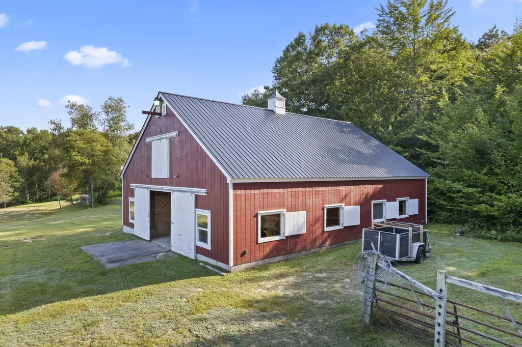 23 Rocky Road Otisfield ME 04270