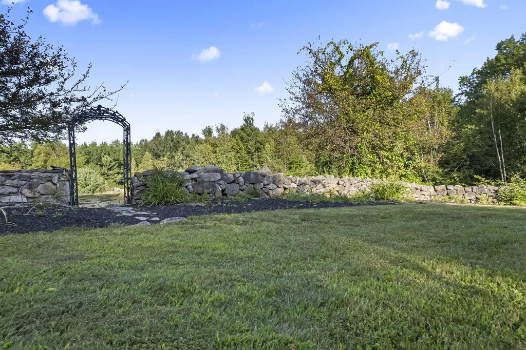 23 Rocky Road Otisfield ME 04270