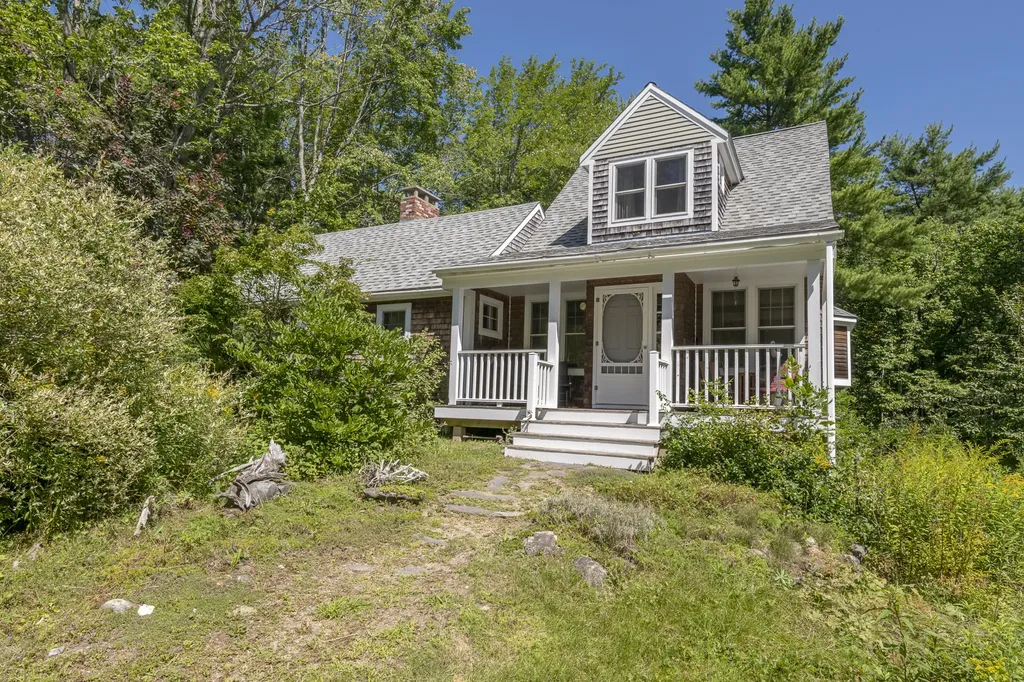 56 Oxhorn Road Wiscasset ME 04578