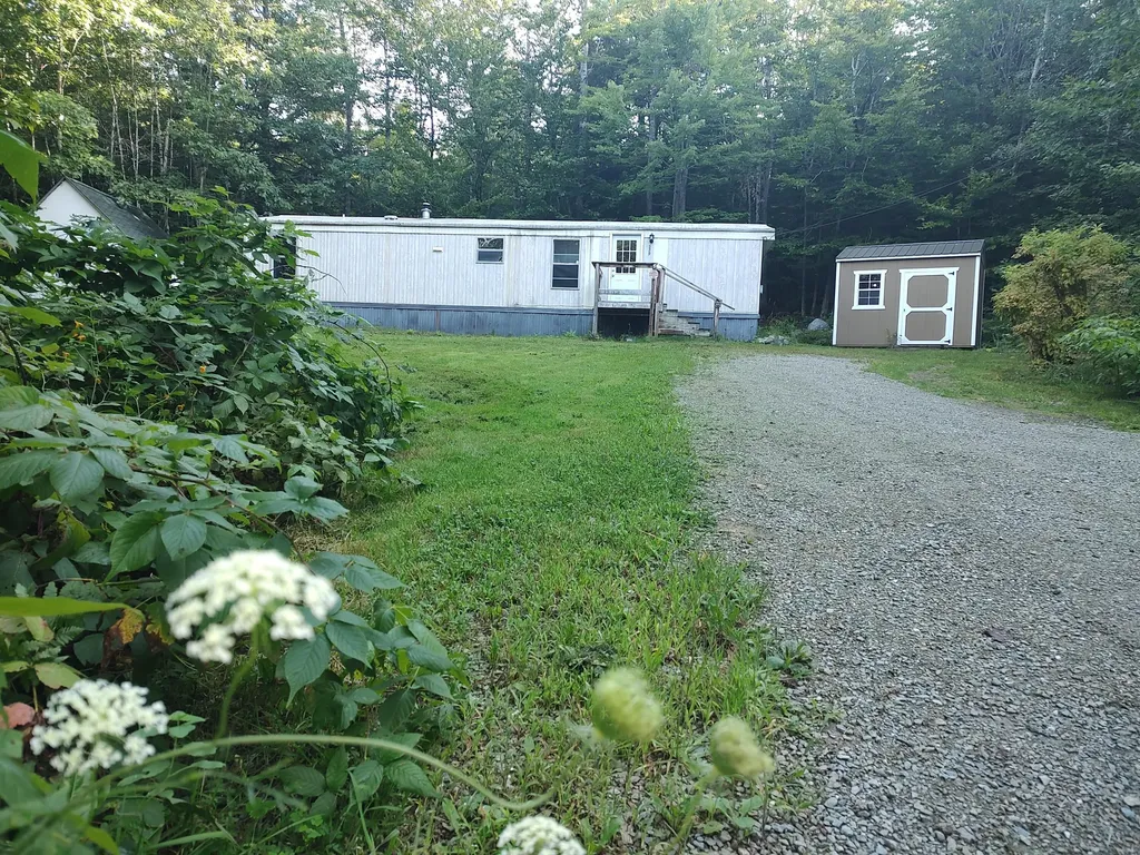 379 Athens Road Hartland ME 04943