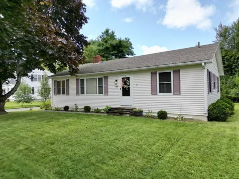 69 Parkway N Brewer ME 04412