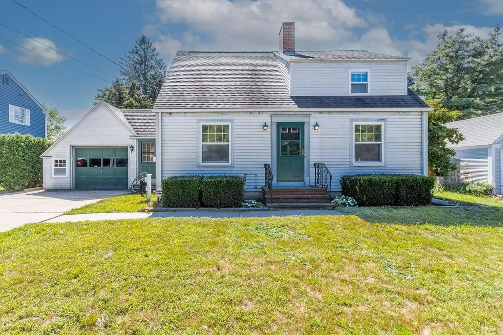128 Capisic Street Portland ME 04102