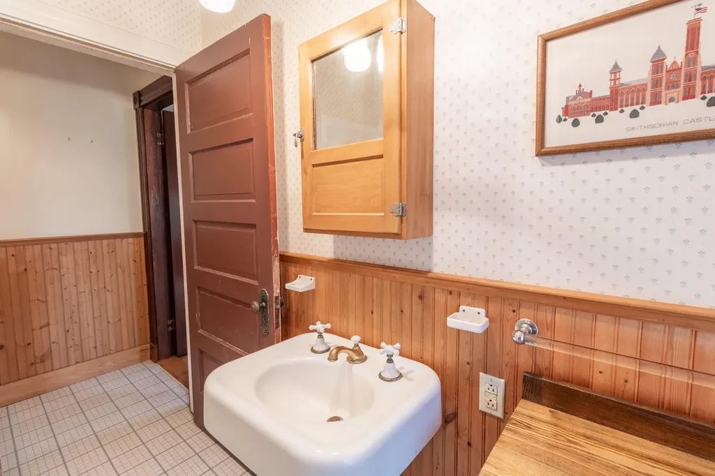 6 Greenwood Street Waterville ME 04901