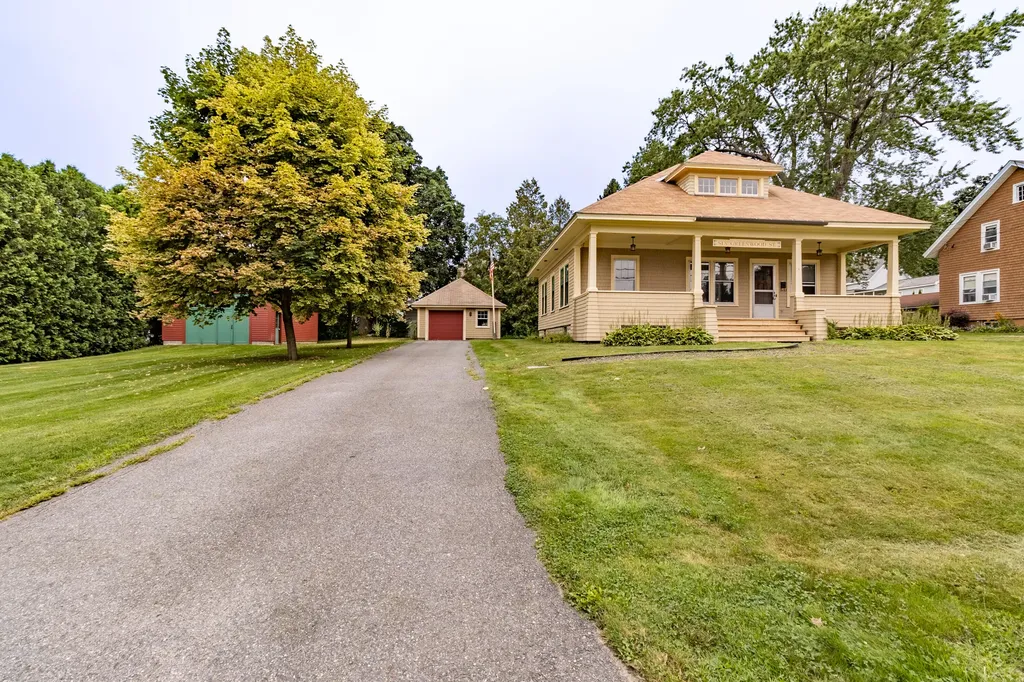 6 Greenwood Street Waterville ME 04901