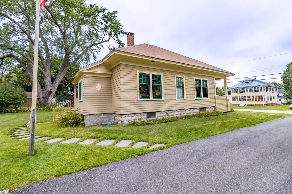 6 Greenwood Street Waterville ME 04901