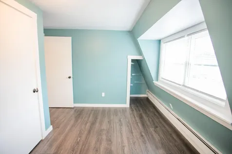 17 Falvey Street Bangor ME 04401