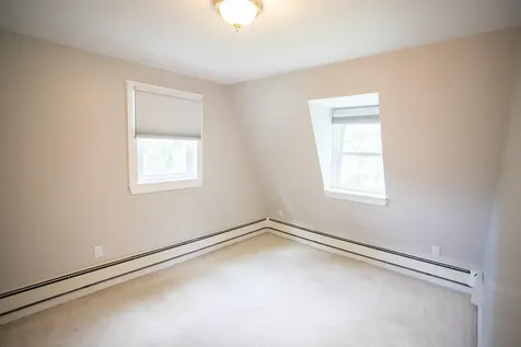 17 Falvey Street Bangor ME 04401