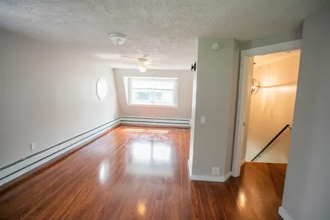 17 Falvey Street Bangor ME 04401