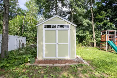 17 Falvey Street Bangor ME 04401