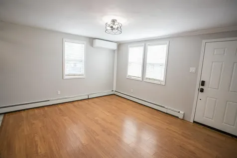 17 Falvey Street Bangor ME 04401