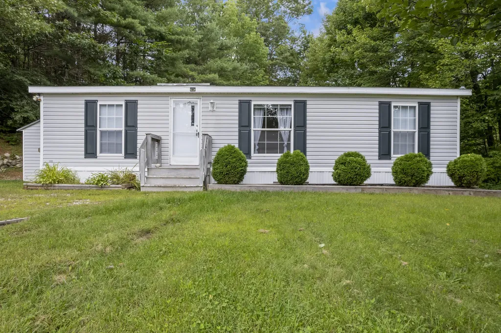 84 Brown Avenue Casco ME 04015