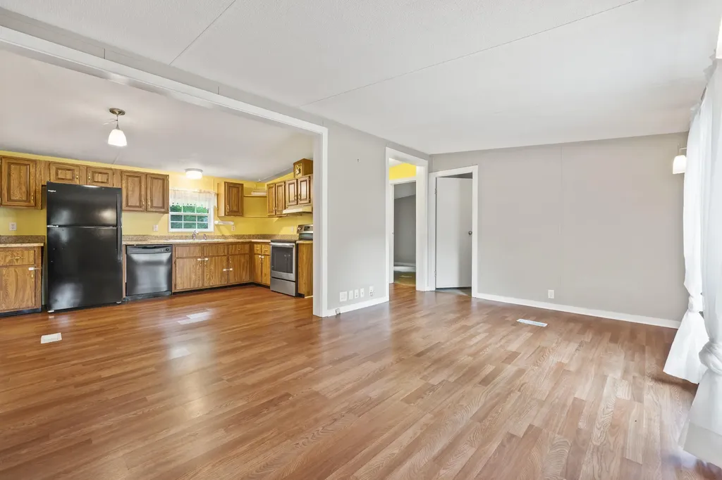 84 Brown Avenue Casco ME 04015