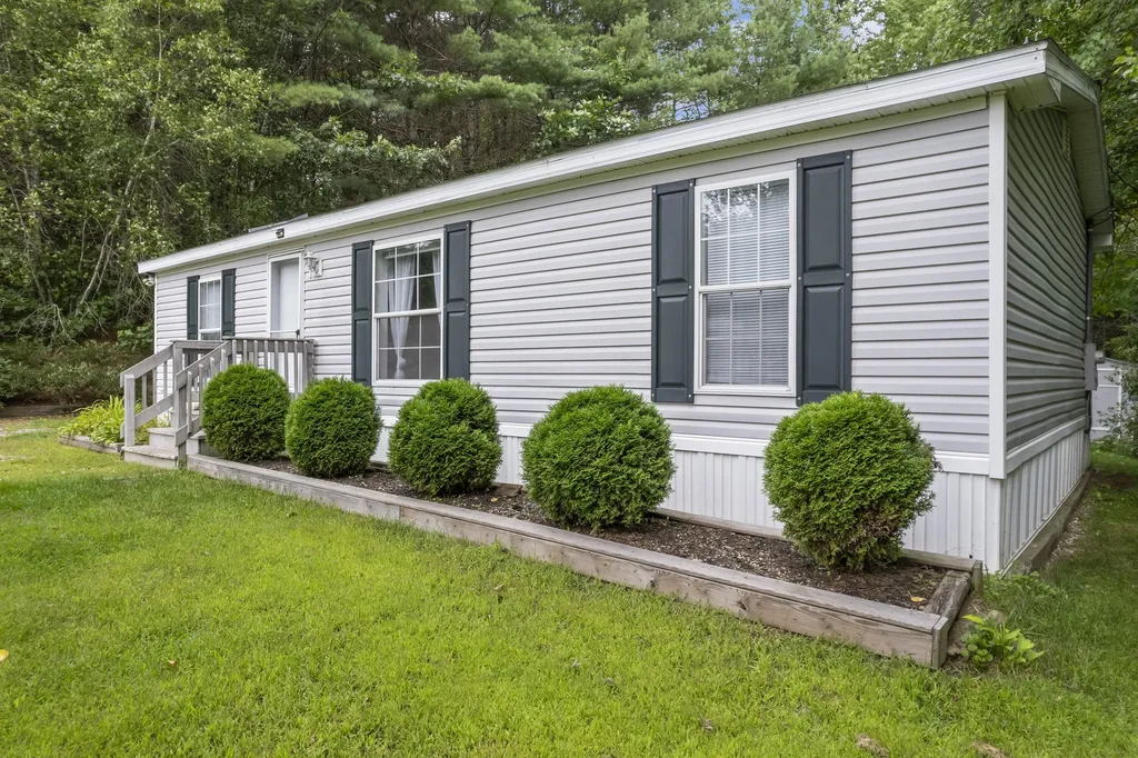 84 Brown Avenue Casco ME 04015