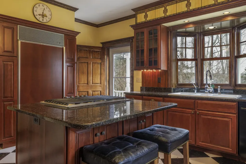 48 Oak Point Road Deer Isle ME 04627