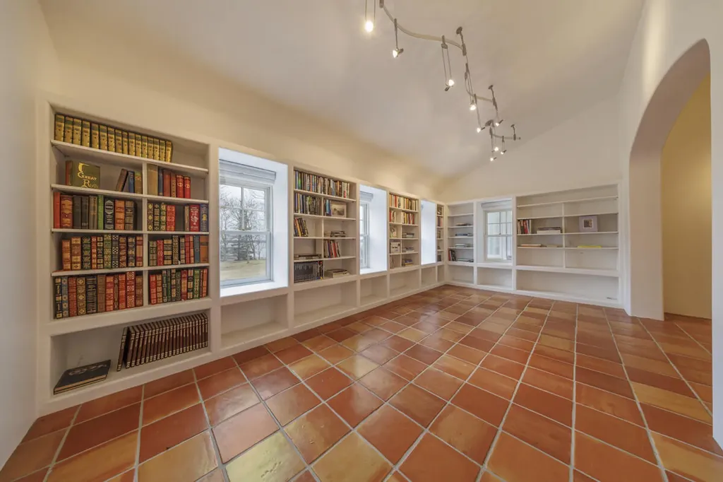 48 Oak Point Road Deer Isle ME 04627