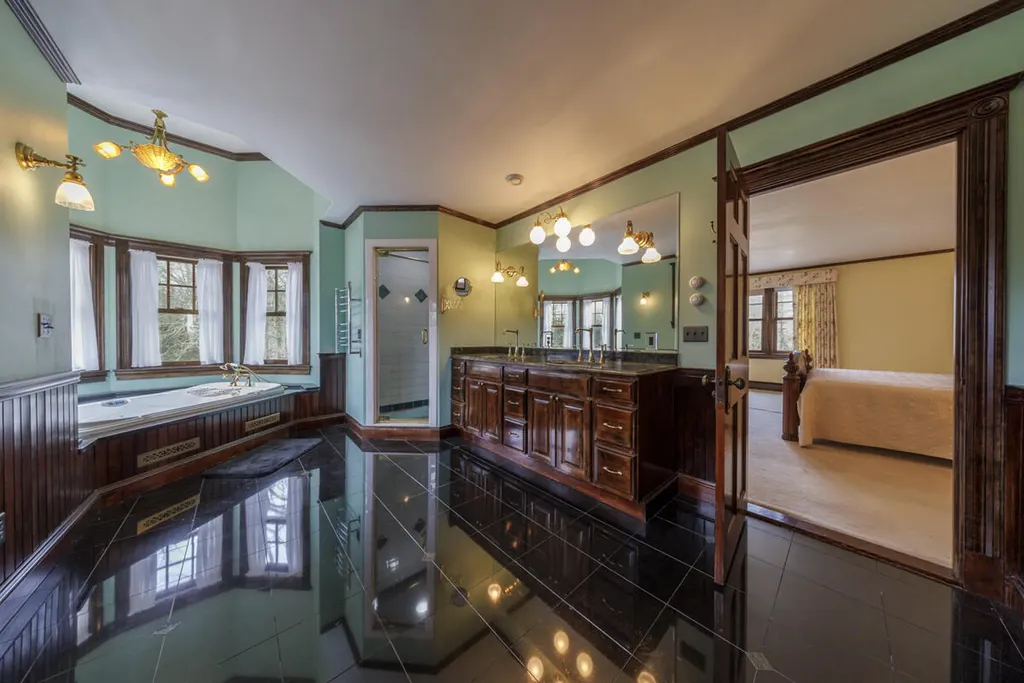 48 Oak Point Road Deer Isle ME 04627