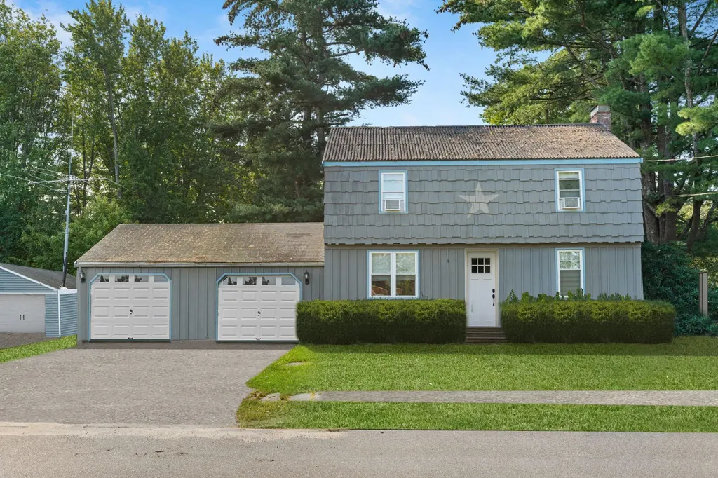 9 Birchwood Drive Portland ME 04102