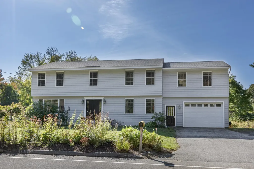 1155 Sawyer Road Cape Elizabeth ME 04107