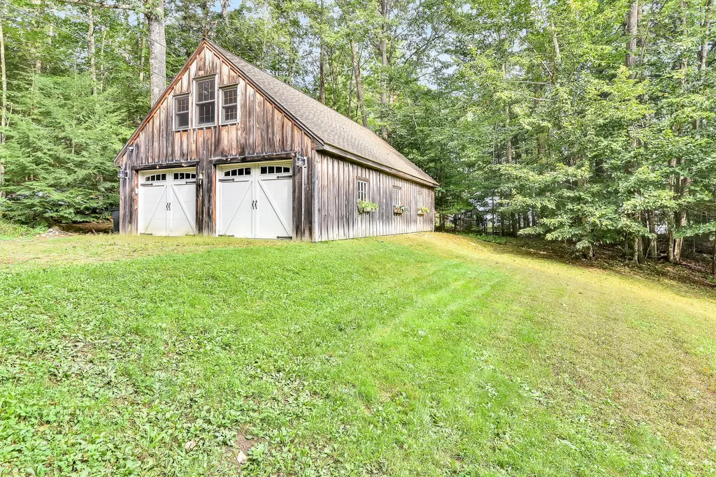 76 Pine Point Lane Winthrop ME 04364