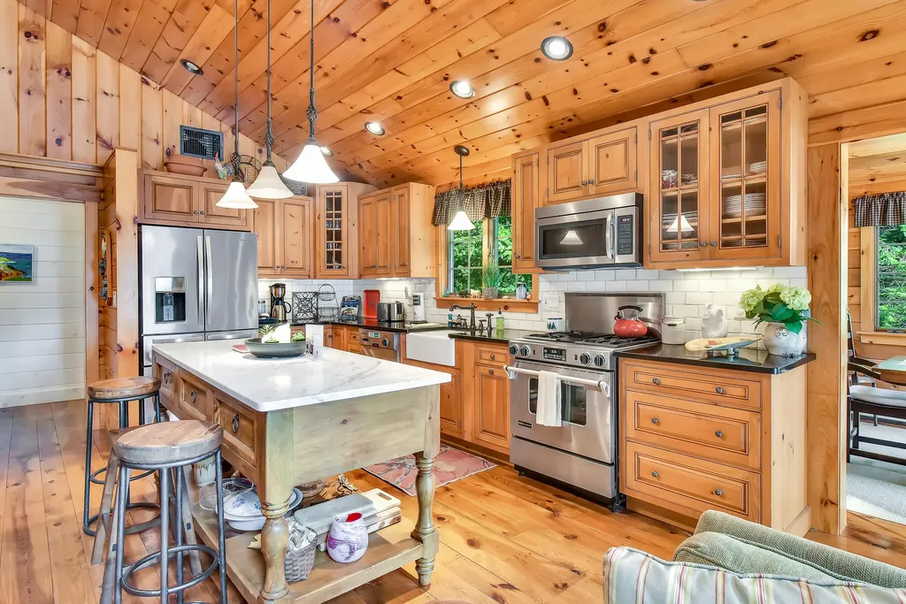 76 Pine Point Lane Winthrop ME 04364