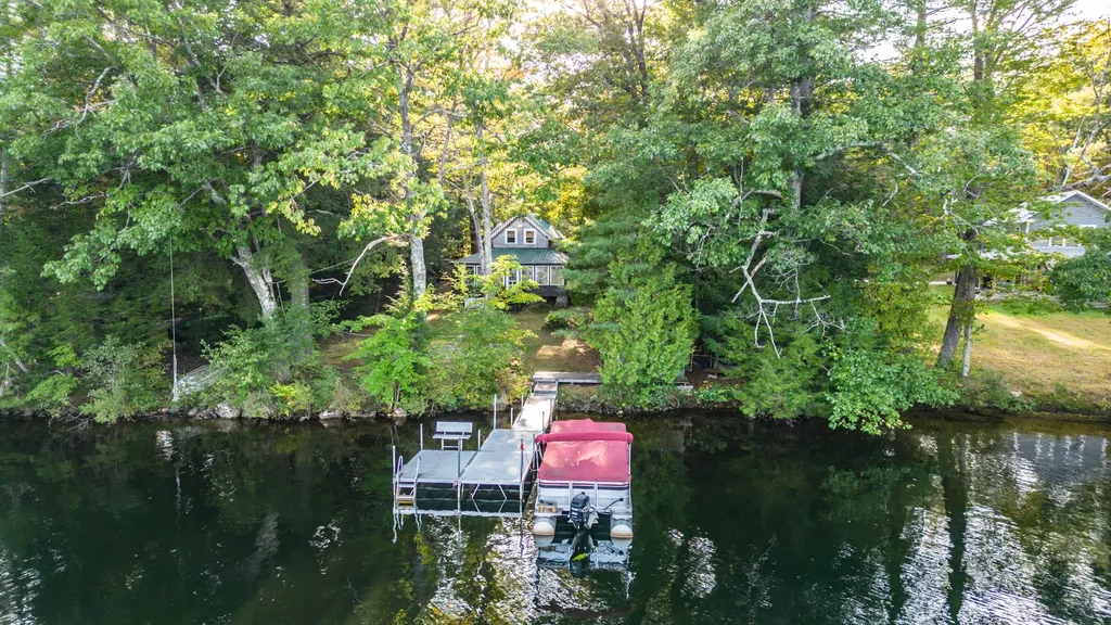 102 Tracy Lane Norway ME 04268