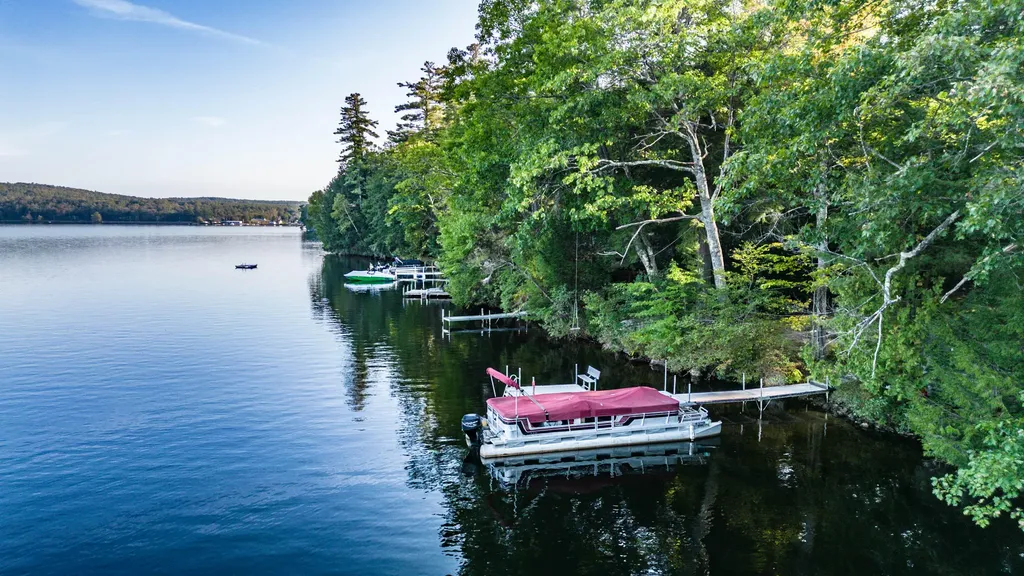 102 Tracy Lane Norway ME 04268