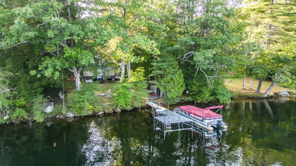 102 Tracy Lane Norway ME 04268