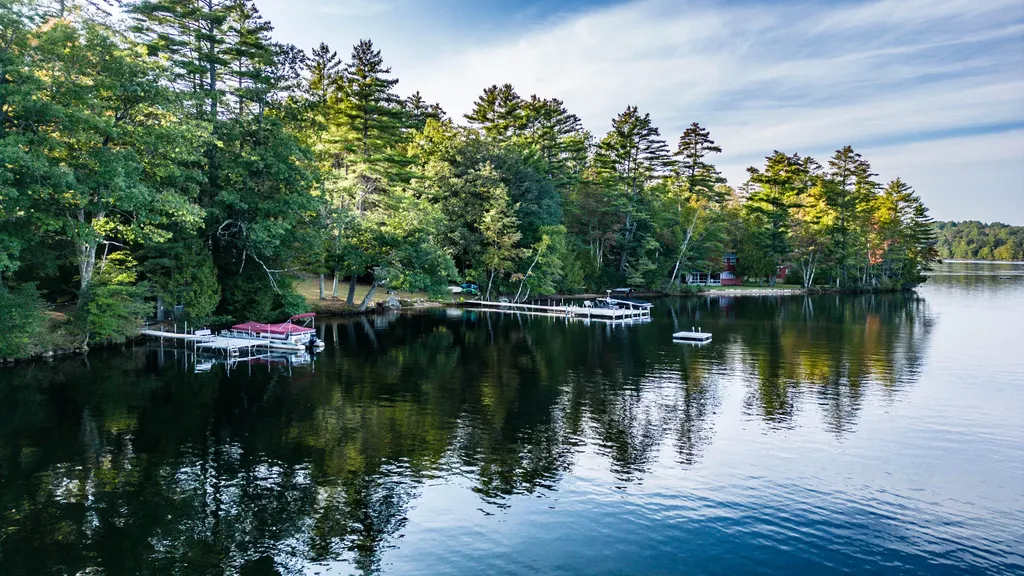 102 Tracy Lane Norway ME 04268