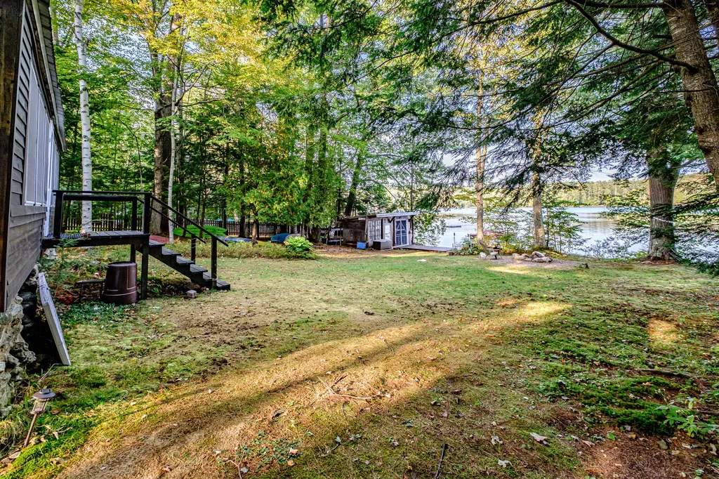 102 Tracy Lane Norway ME 04268