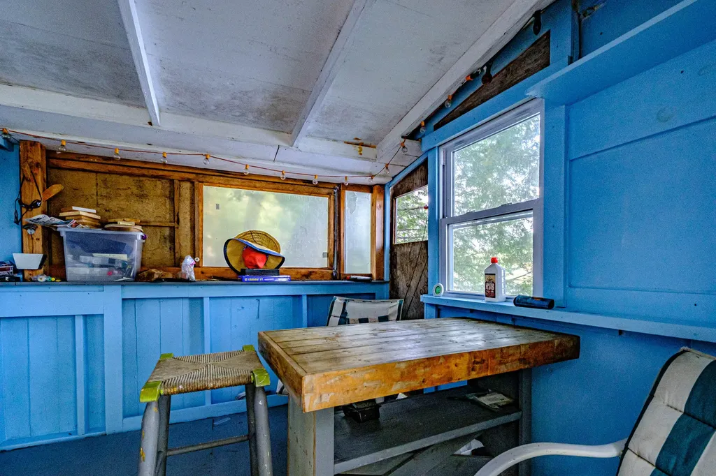 102 Tracy Lane Norway ME 04268
