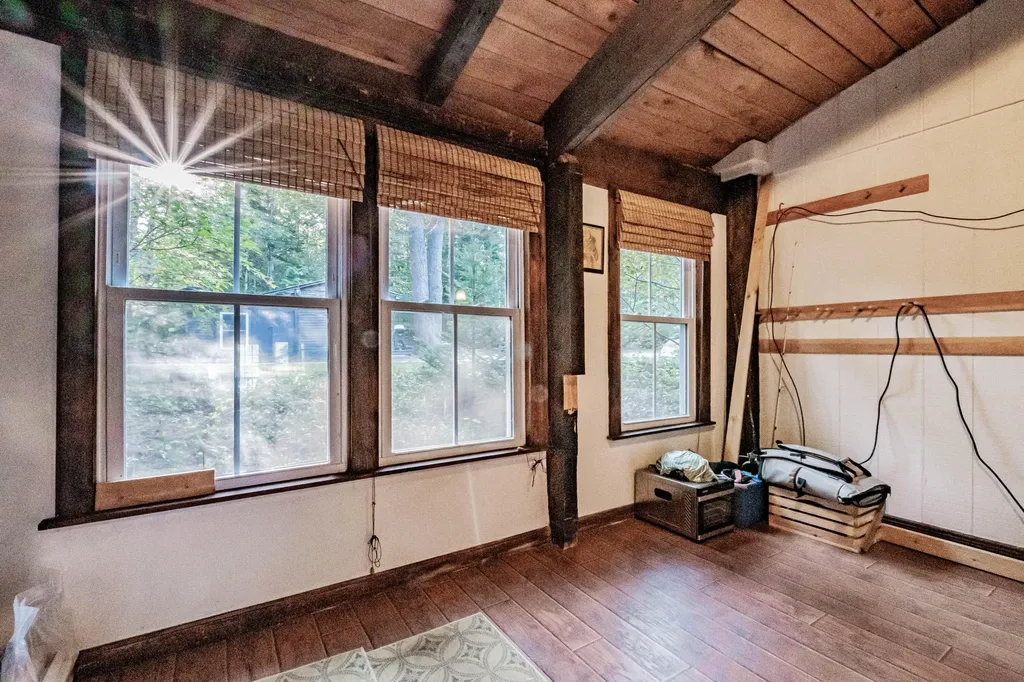 102 Tracy Lane Norway ME 04268