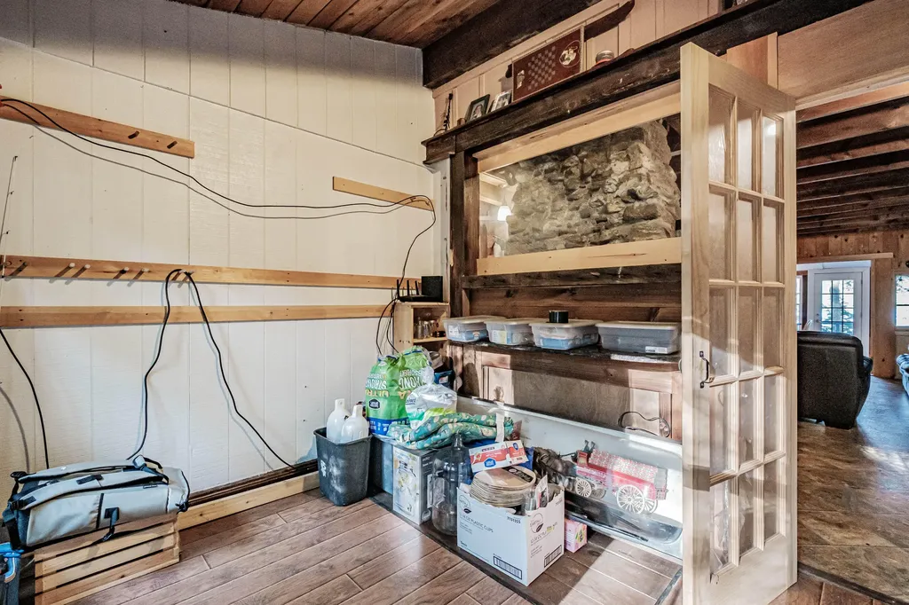102 Tracy Lane Norway ME 04268