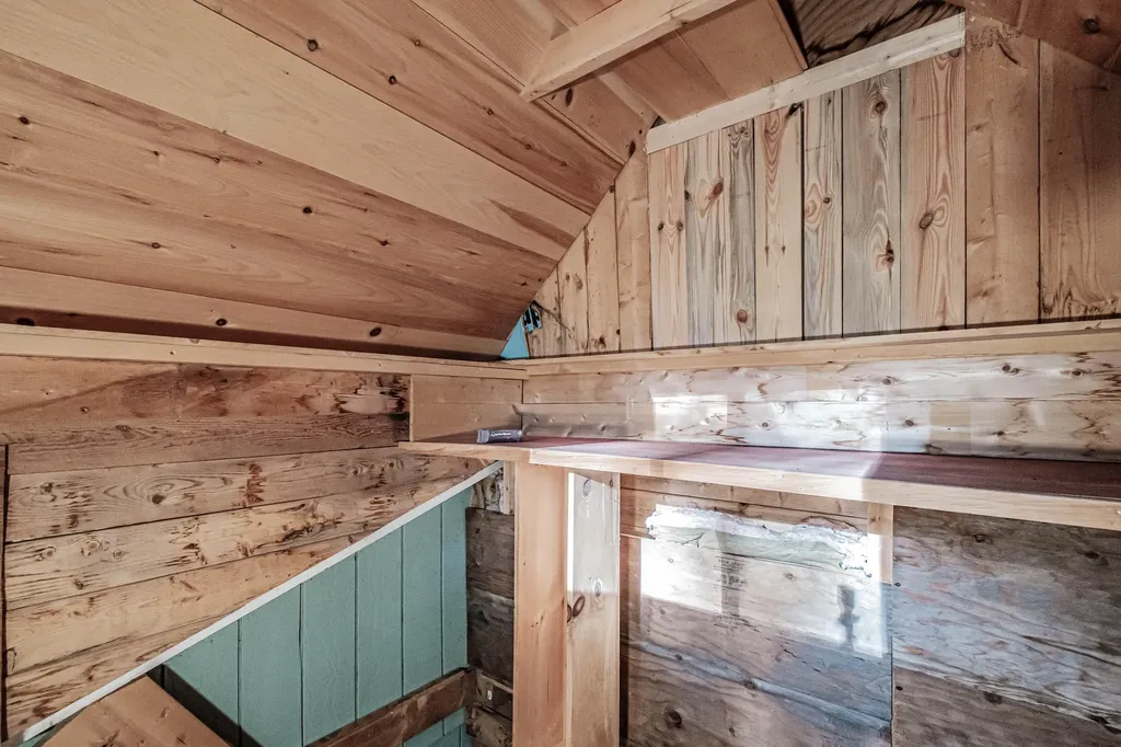 102 Tracy Lane Norway ME 04268