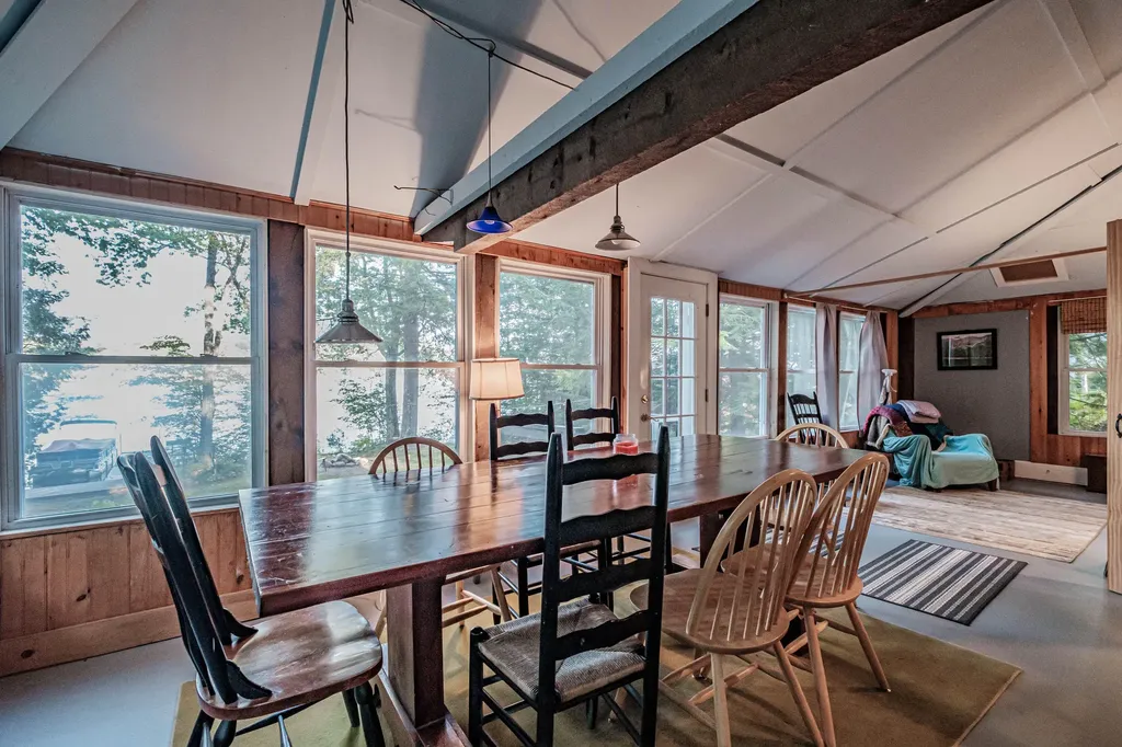 102 Tracy Lane Norway ME 04268