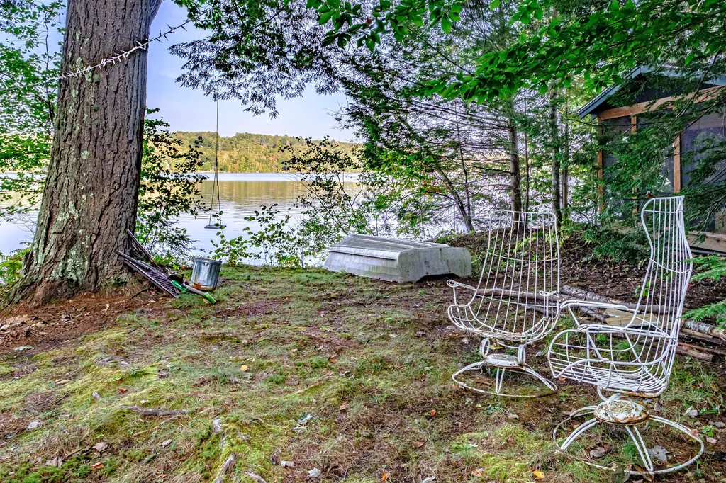 102 Tracy Lane Norway ME 04268