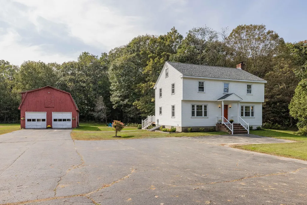 731 River Road Brunswick ME 04011