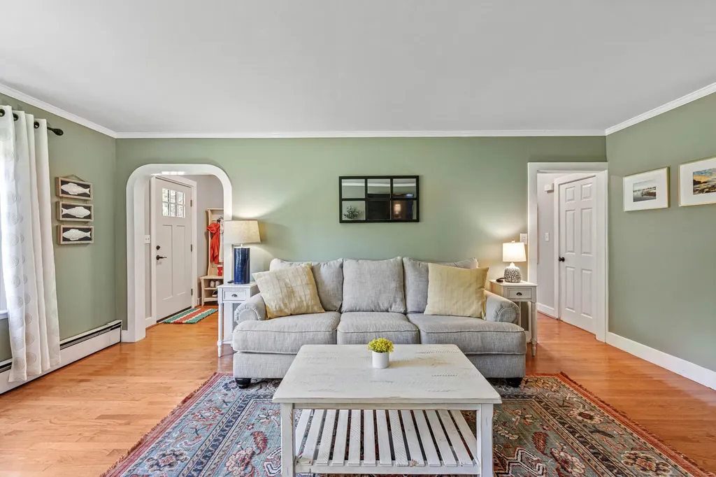 731 River Road Brunswick ME 04011