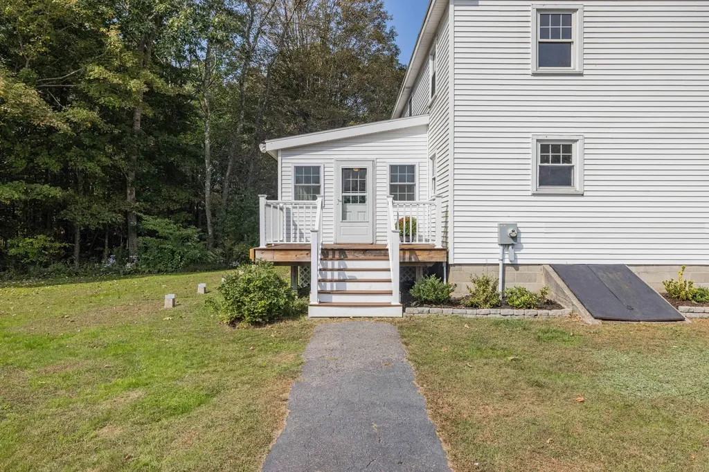 731 River Road Brunswick ME 04011