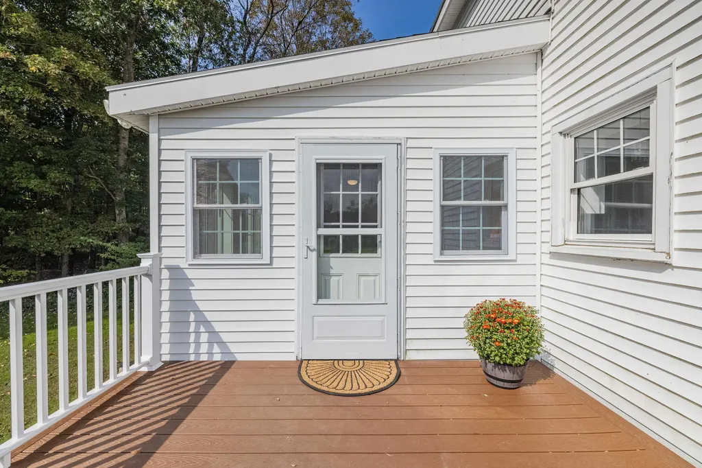 731 River Road Brunswick ME 04011