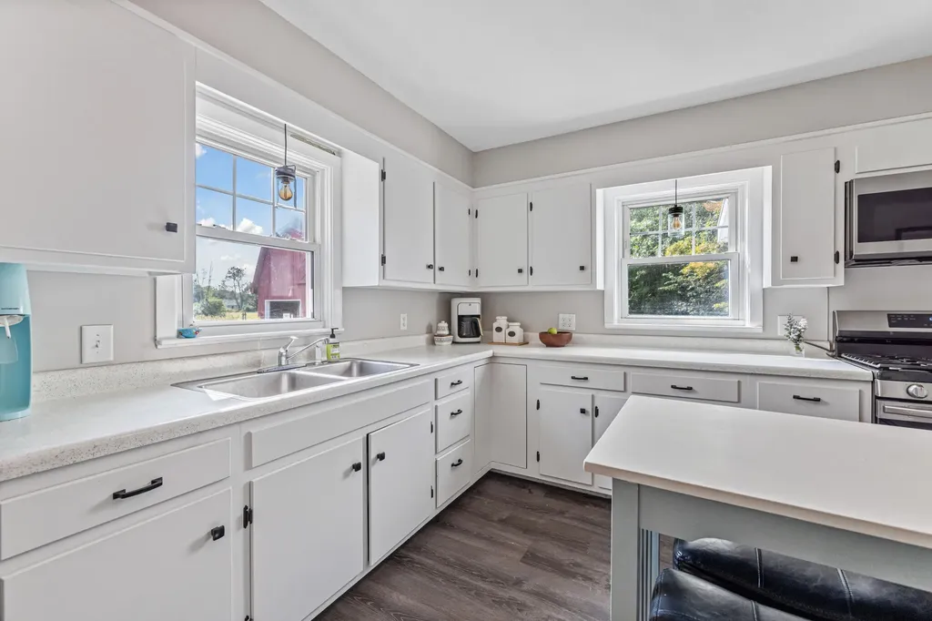731 River Road Brunswick ME 04011
