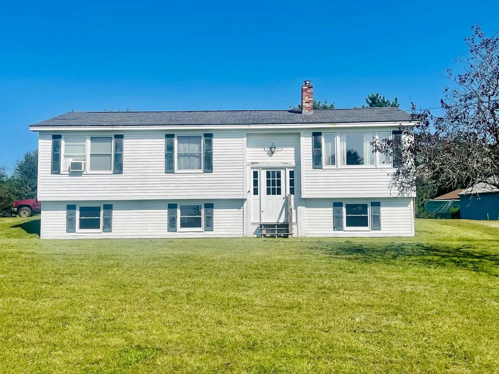 6 Smithfield Drive Machias ME 04654