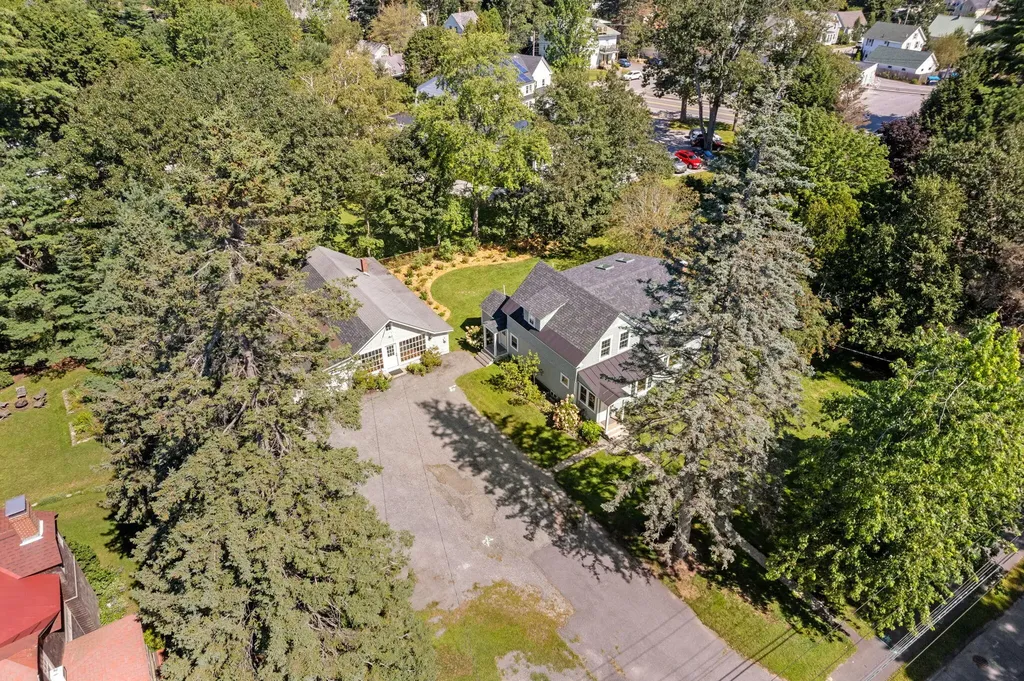 43 Longfellow Avenue Brunswick ME 04011