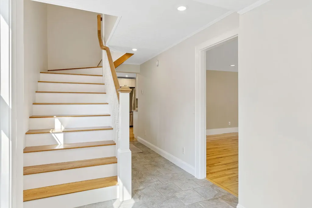 43 Longfellow Avenue Brunswick ME 04011