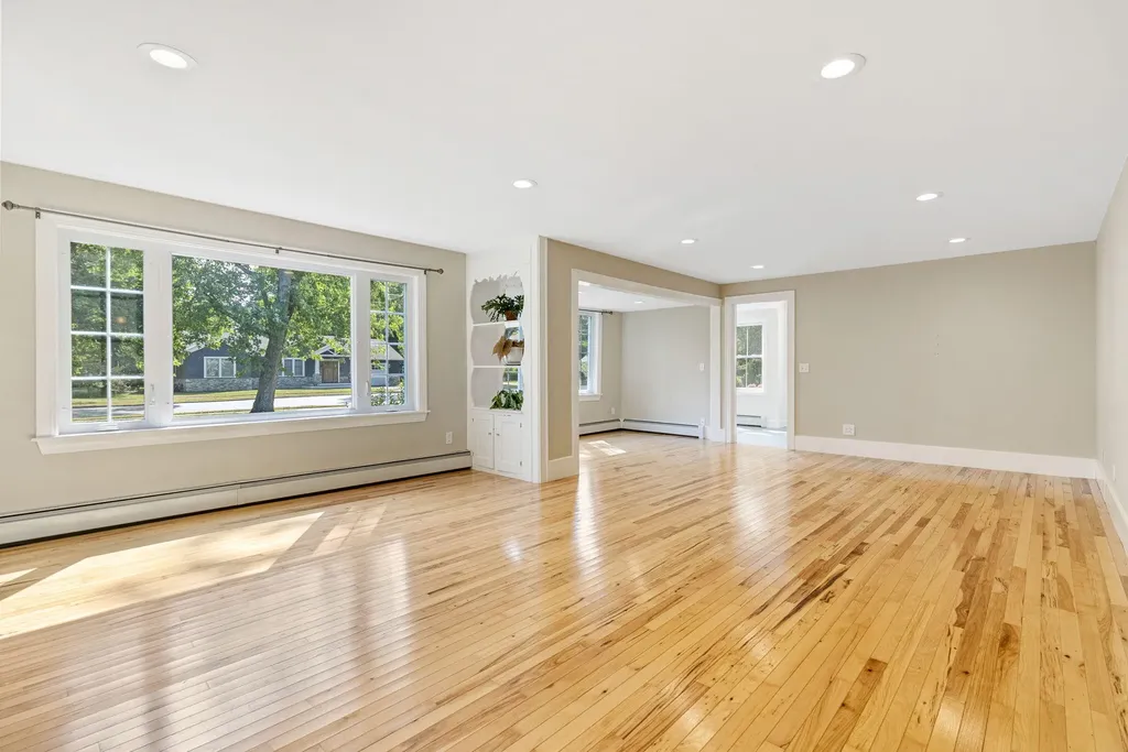43 Longfellow Avenue Brunswick ME 04011