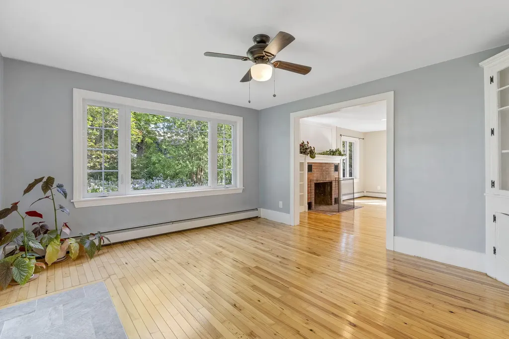 43 Longfellow Avenue Brunswick ME 04011