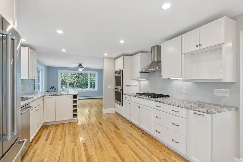 43 Longfellow Avenue Brunswick ME 04011