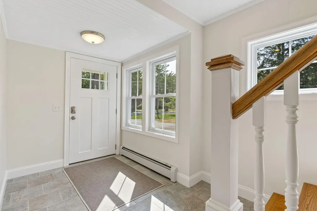 43 Longfellow Avenue Brunswick ME 04011