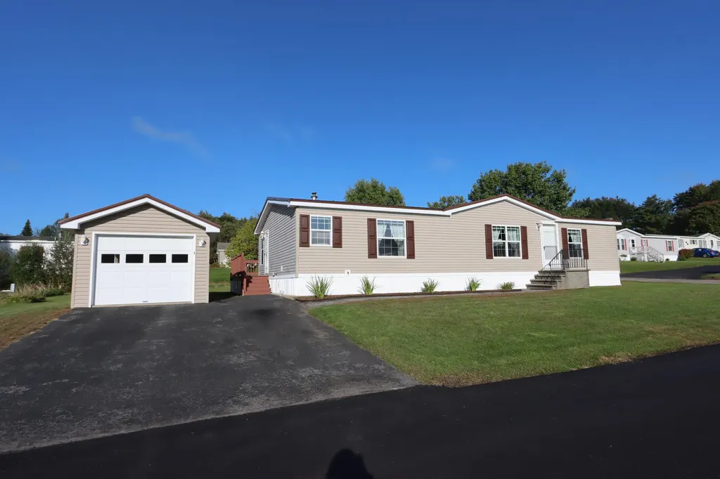1 Anita Street Sabattus ME 04280