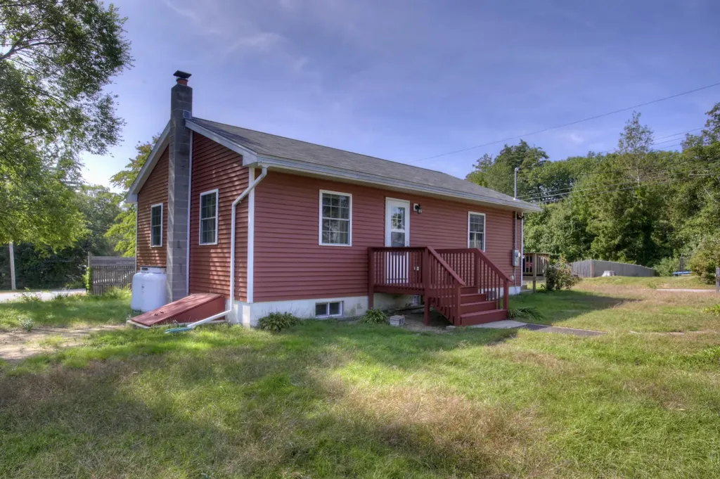 32 Trafton Street Sanford ME 04073